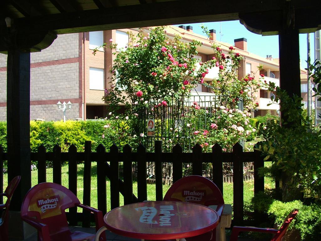 Hostal El Botero Cuzcurrita-Río Tirón Εξωτερικό φωτογραφία